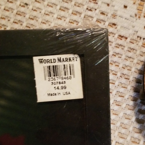 2 picture frames - Picture 5 of 7